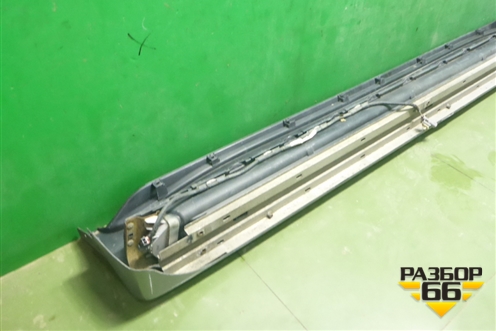 Накладка на порог наружная левая на подножку (в сборе) (5177460160) для Toyota Land Cruiser (200) с 2008г (Ленд Крузер)