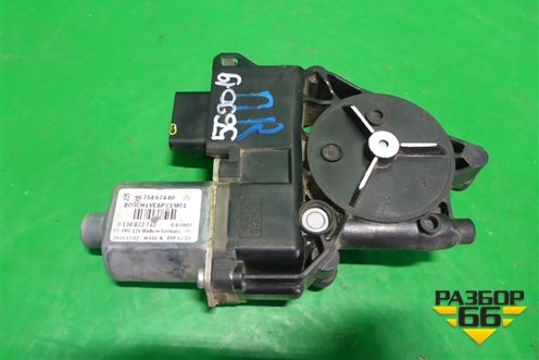 Моторчик стеклоподъёмника передний правый (9675467480) для Peugeot 408 с 2012г