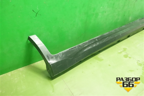 Накладка на порог наружная правая (01862742) для Geely Atlas с 2016-2022г (Атлас)