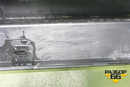 Накладка на порог наружная правая (01862742) для Geely Atlas с 2016-2022г (Атлас)