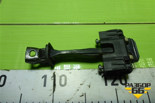 Ограничитель двери задней правой (7290593) для BMW X5 F15 с 2013г (Х5 Ф15)