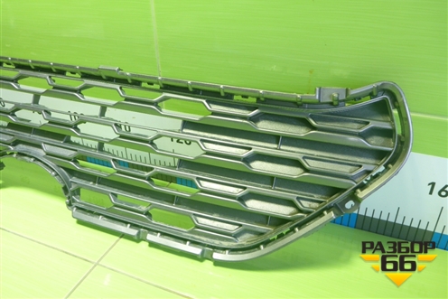 Решетка радиатора (5311242190) для Toyota Rav-4 с 2018г (Рав 4)