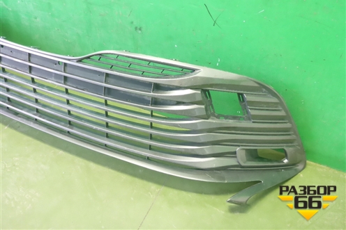 Решетка в передний бампер центральная (до 2020г) (5311333110) для Toyota Camry V70 с 2017г (Камри)