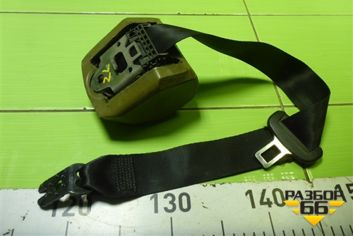 Ремень безопасности задний левый (628475800) для Skoda Octavia (A7) с 2013г (Октавия)