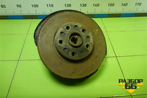 Кулак поворотный передний левый для Skoda Octavia (A7) с 2013г (Октавия)