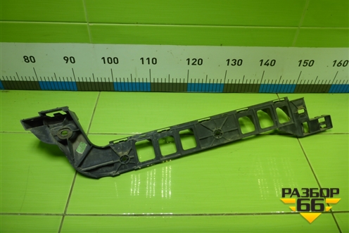 Кронштейн заднего бампера правый (5E5807864) для Skoda Octavia (A7) с 2013г (Октавия)