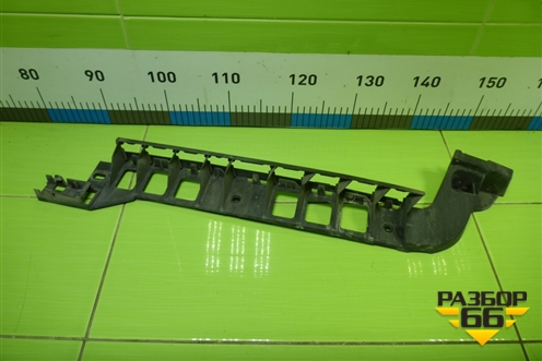 Кронштейн заднего бампера правый (5E5807864) для Skoda Octavia (A7) с 2013г (Октавия)