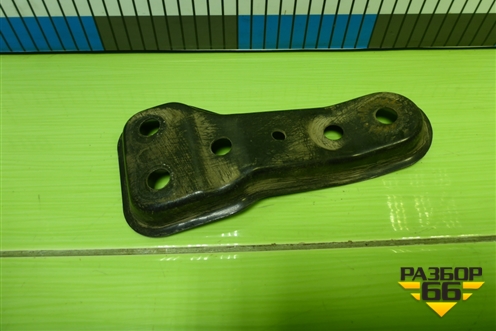 Кронштейн подрамника левый (5Q0199517E) для Skoda Octavia (A7) с 2013г (Октавия)