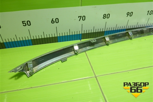 Накладка на решетку радиатора (602002032AA) для OMODA C5 с 2022г (Ц5)