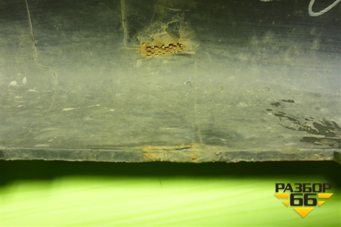 Накладка переднего бампера центральная (MN146335) для Mitsubishi L 200 c 2006-2015г (Л200)