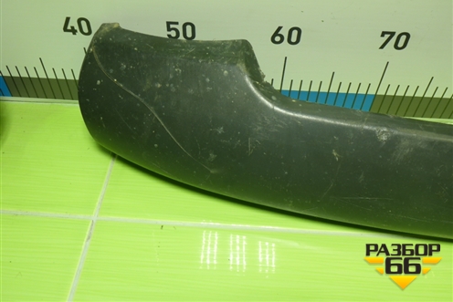 Накладка переднего бампера центральная (MN146335) для Mitsubishi L 200 c 2006-2015г (Л200)