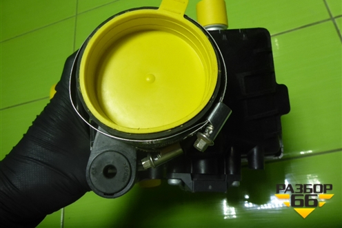 Интеркулер (новый) (17517852407) для BMW 5-серия M5 F90 с 2017г