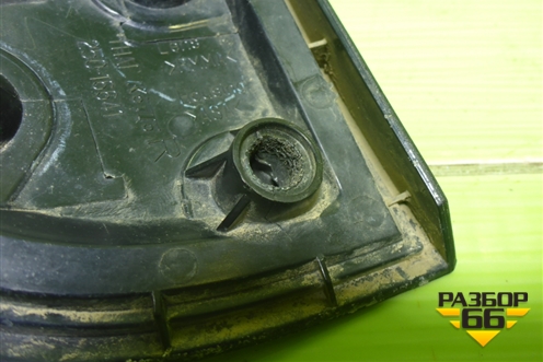 Отражатель в задний бампер правый (25016641) для Mitsubishi L 200 c 2006-2015г (Л200)