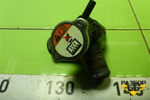 Горловина радиатора охлаждения для Kia Rio с 2011-2016г (Рио 3)