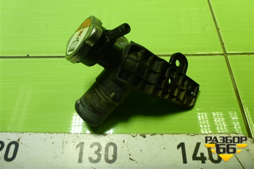 Горловина радиатора охлаждения для Kia Rio с 2011-2016г (Рио 3)