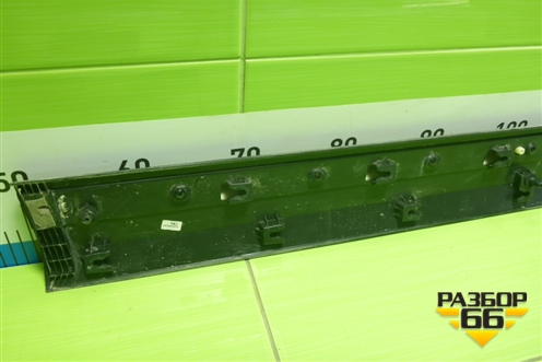 Накладка двери передней правой (6600221651) для Geely Atlas с 2016-2022г (Атлас)