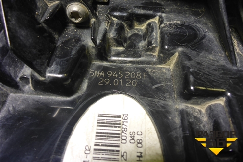 Фонарь задний наружный правый (Led) (5NA945208F) для Volkswagen Tiguan с 2016г (Тигуан)