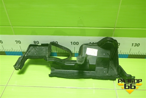 Дефлектор радиатора левый (302001176AA) для OMODA C5 с 2022г (Ц5)