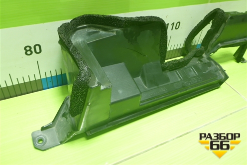 Дефлектор радиатора левый (302001176AA) для OMODA C5 с 2022г (Ц5)