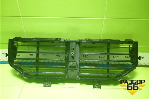 Решетка радиатора (внутренняя часть) (7P5121635) для Porsche Cayenne с 2017г (Каен)