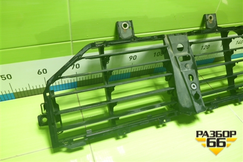 Решетка радиатора (внутренняя часть) (7P5121635) для Porsche Cayenne с 2017г (Каен)