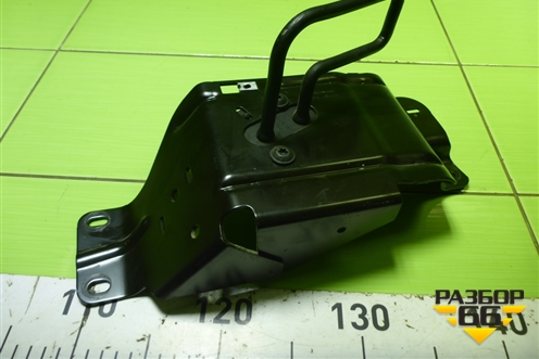 Кронштейн (заднего сидения левый) (2N11N601A68BH) для Ford Fusion с 2002г (Фьюжн)