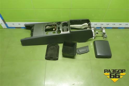 Подлокотник для Volkswagen Touareg c 2002-2010г (Туарег)