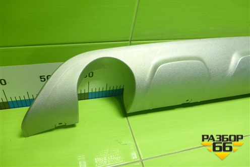 Накладка заднего бампера (850706485R) для Renault Kaptur с 2016г (Каптюр)