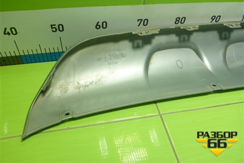 Накладка заднего бампера (850706485R) для Renault Kaptur с 2016г (Каптюр)