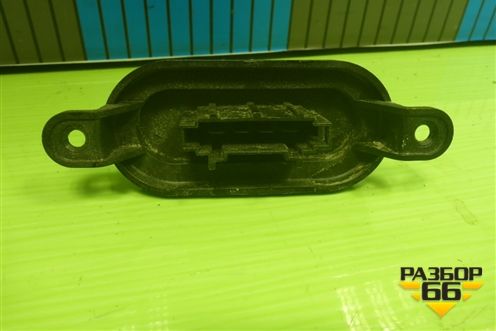 Резистор отопителя для Volkswagen Touareg c 2002-2010г (Туарег)