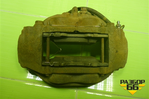 Суппорт передний правый для Toyota Land Cruiser (200) с 2008г (Ленд Крузер)