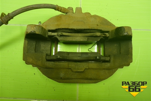 Суппорт передний правый для Toyota Land Cruiser (200) с 2008г (Ленд Крузер)