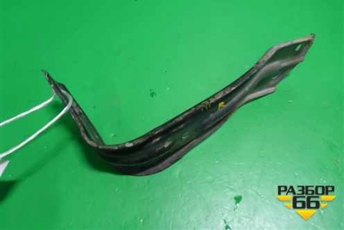 Кронштейн переднего крыла правый (63180JN20A) для Nissan Teana (J32) с 2008-2013г (Теана)