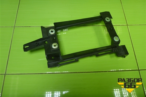 Кронштейн консоли (8K0863531A) для Audi Q5 c 2008-2017г (Ку 5)