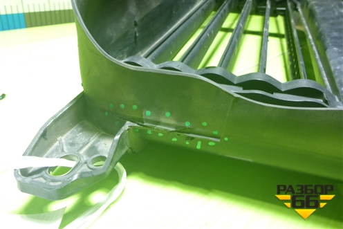 Воздуховод радиатора (31455415) для Volvo XC40 с 2017г (ХС40)