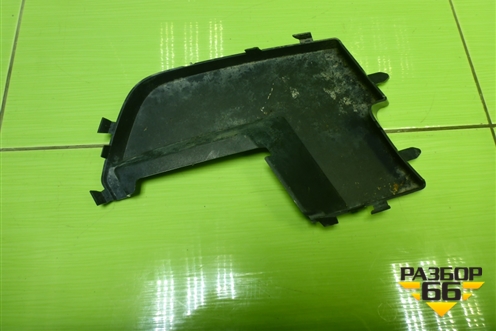 Заглушка в передний бампер правая (8R0807246) для Audi Q5 c 2008-2017г (Ку 5)