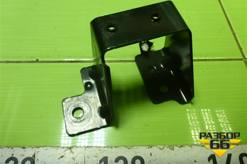 Кронштейн (крепления буксировочной петли) (8R0813384H) для Audi Q5 c 2008-2017г (Ку 5)