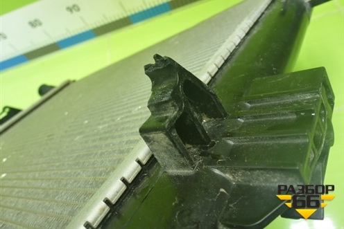 Радиатор охлаждения (МКПП) (253101R000) для Kia Rio с 2011-2016г (Рио 3)