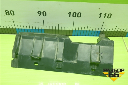 Дефлектор радиатора правый (A2465050230) для Mercedes Benz A180/200/250 W176 с 2012 (А)