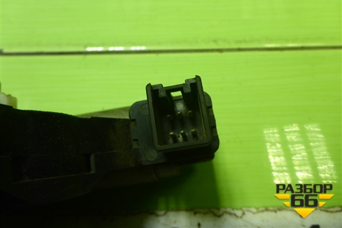 Моторчик стеклоподъёмника передний левый (CM011660) для Mazda Mazda 6 (GG) с 2002-2007г