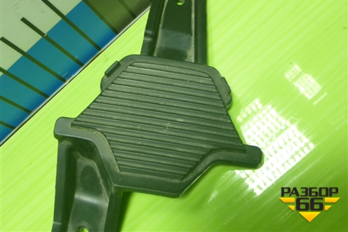 Накладка на решетку радиатора (правая) (86583K0000) для Kia Soul с 2019-2024г (Соул 3)