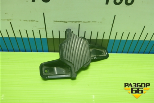 Накладка на решетку радиатора (левая) (86582K0000) для Kia Soul с 2019-2024г (Соул 3)