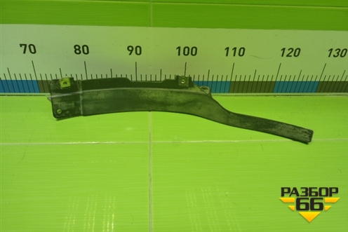 Пыльник переднего крыла левого (4M0853887C) для Audi Q7 c 2015г (Ку 7)