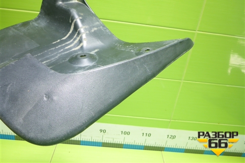 Брызговик задний правый (до 2015г) (7662160150) для Toyota Land Cruiser (200) с 2008г (Ленд Крузер)