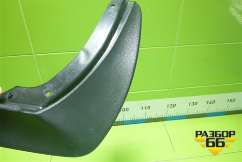 Брызговик задний правый (57A821822) для Skoda Karoq с 2017г (Карок)