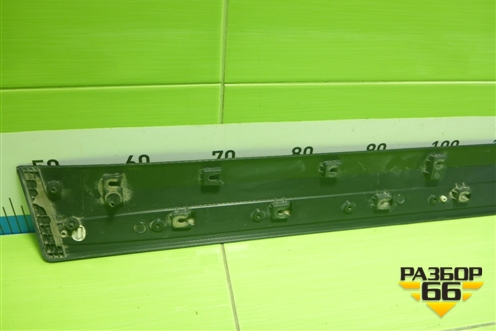 Накладка двери передней правой (6600221651) для Geely Atlas с 2016-2022г (Атлас)