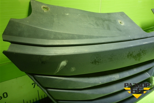 Решетка радиатора (после 2009г) (8200752748) для Renault Logan с 2004-2015г (Логан)