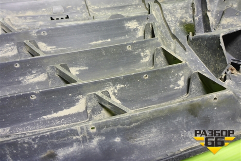 Решетка радиатора (после 2009г) (8200752748) для Renault Logan с 2004-2015г (Логан)