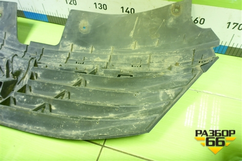 Решетка радиатора (после 2009г) (8200752748) для Renault Logan с 2004-2015г (Логан)