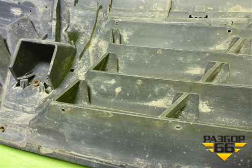 Решетка радиатора (после 2009г) (8200752748) для Renault Logan с 2004-2015г (Логан)